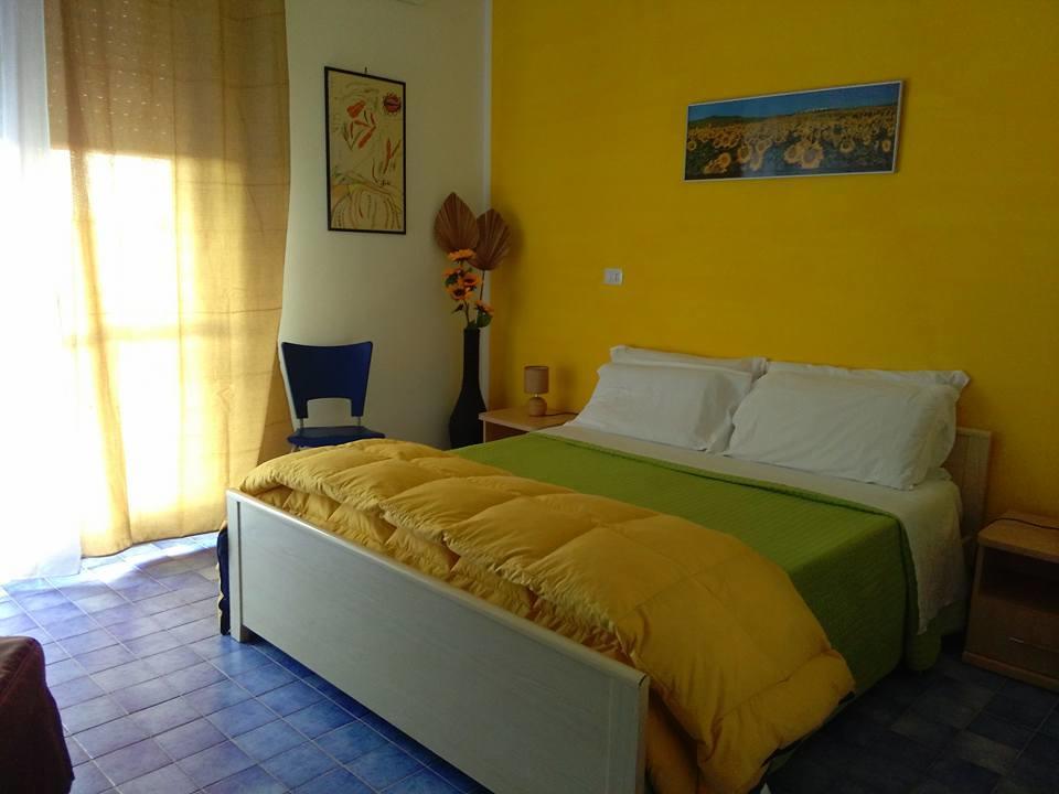 B&B Nido Colorato Fontane Bianche Luaran gambar